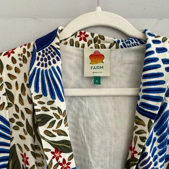 FARM RIO Blue Macaw Flight Maxi Dress!! - Picture 6 of 8